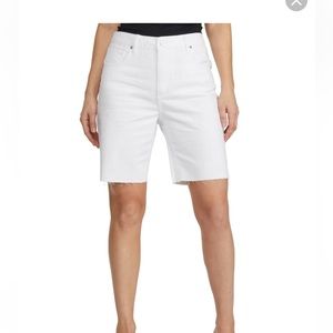🌵Women’s Numero High Rise Frayed -Hem Denim Bermuda Shorts